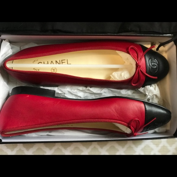 CHANEL RED BALLERINA FLATS - Picture 4 of 4
